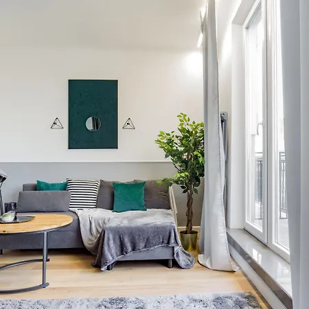 Apartment Center *