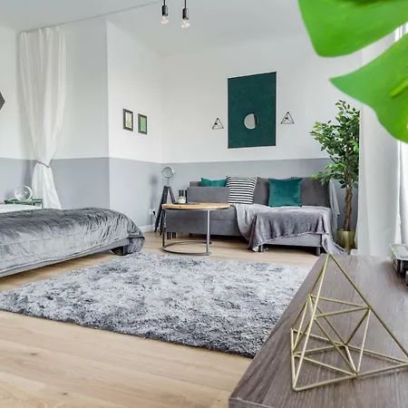 Apartment Center