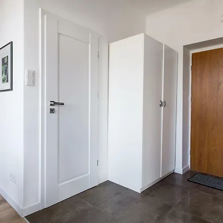 Center Apartment *
